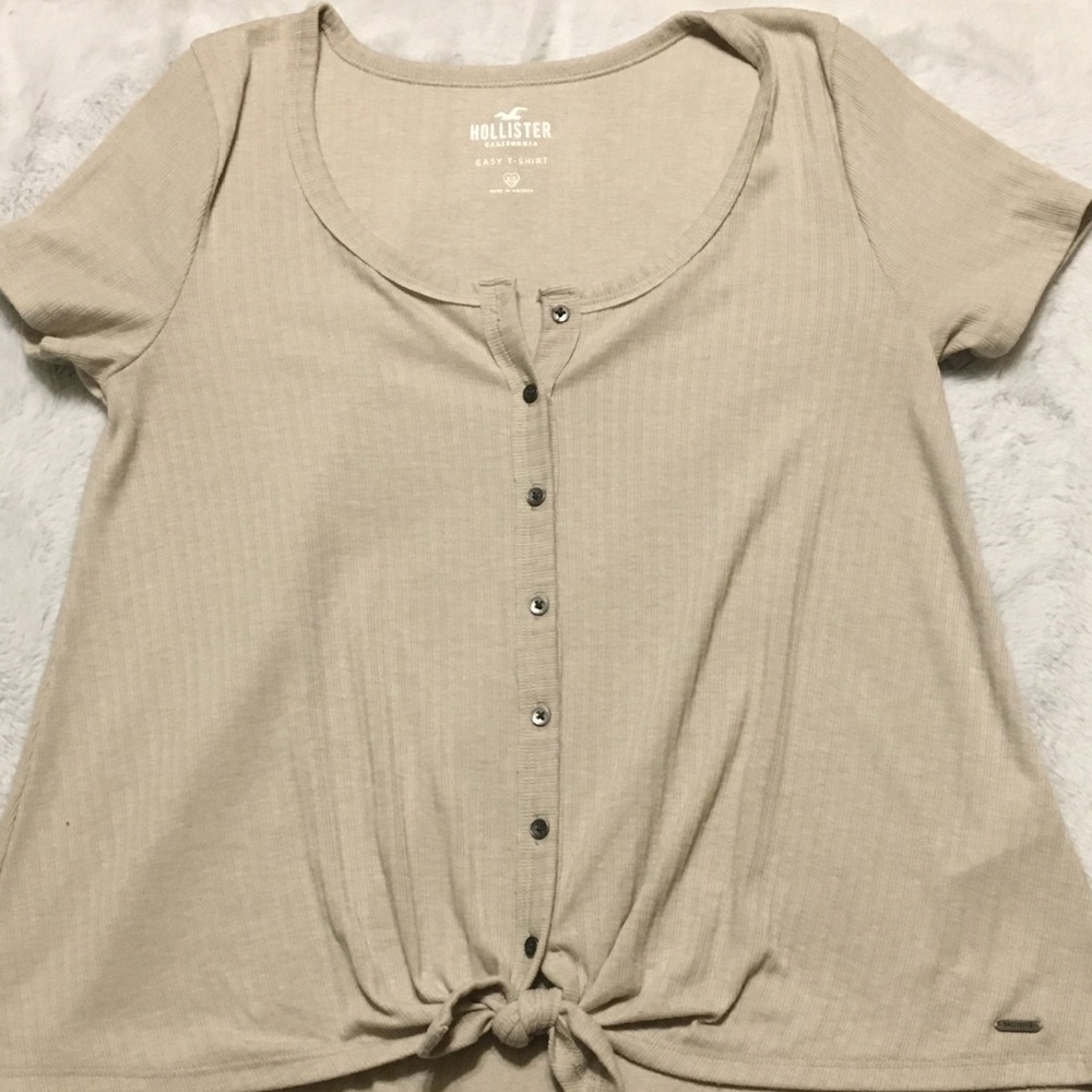 🚫SOLD🚫 Hollister top NWOT🌟